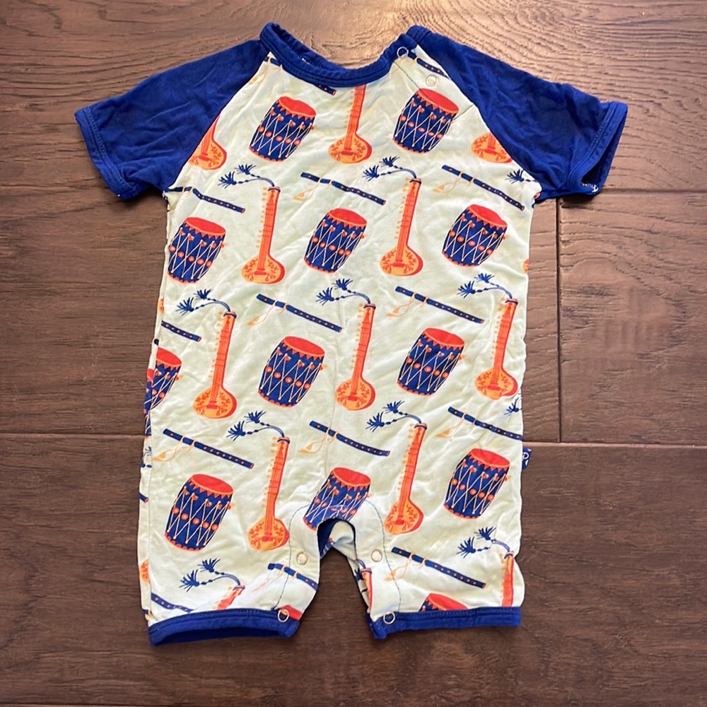Kickee Pants Pistachio Indian Instruments shortall romper size 6-12 month infant